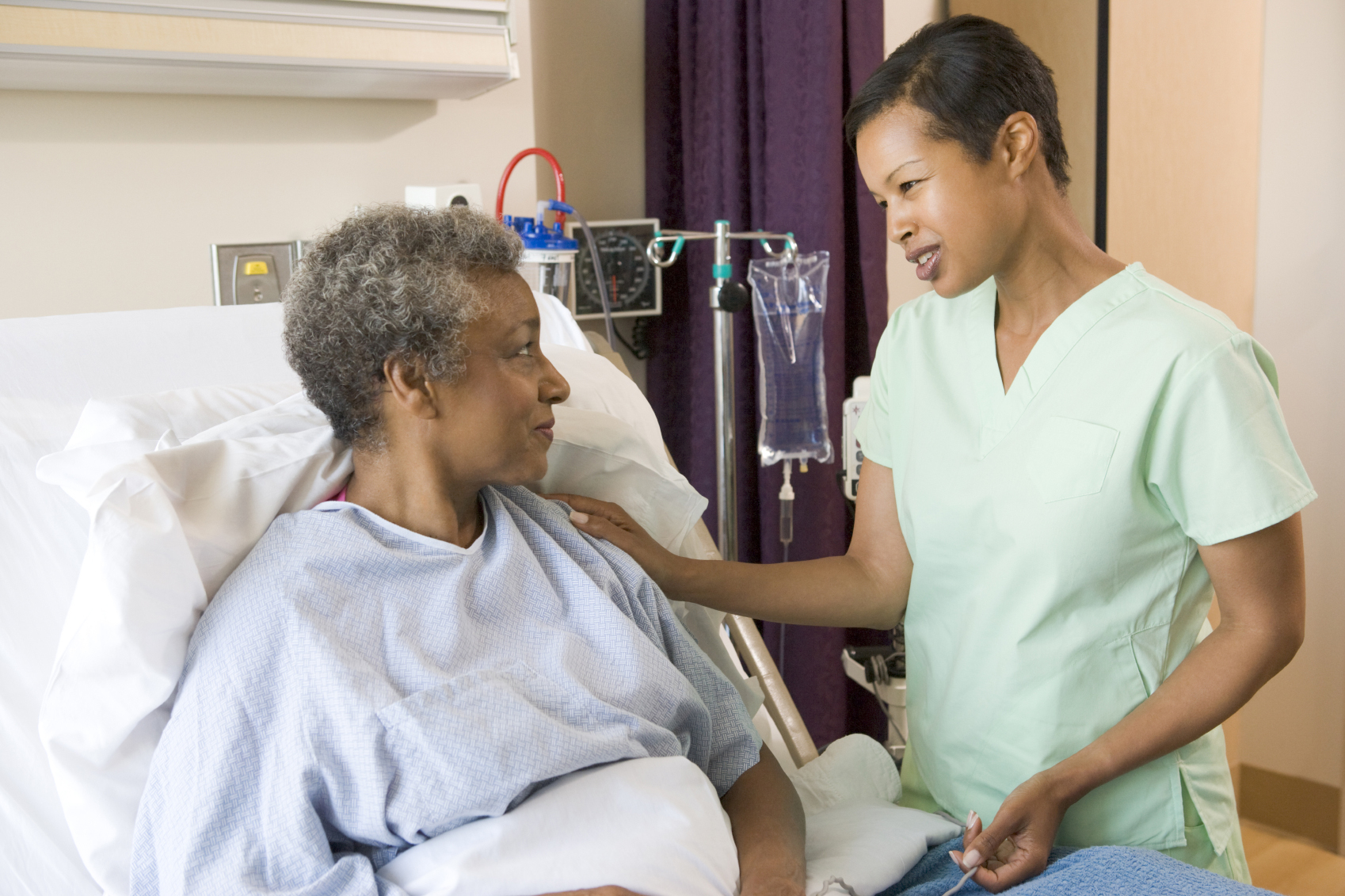 Long Term Care (LTC) at Park Manor of The Woodlands nursing home. Providing 24 hour healthcare.